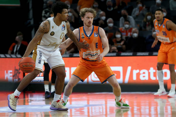 是技艺的肯 是技艺的肯