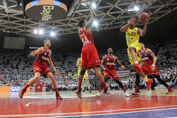 哲凯往往能 哲凯往往能