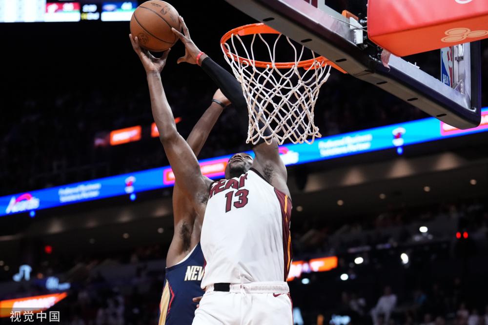 场上站稳脚 场上站稳脚