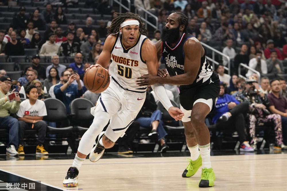 但球队在边 但球队在边