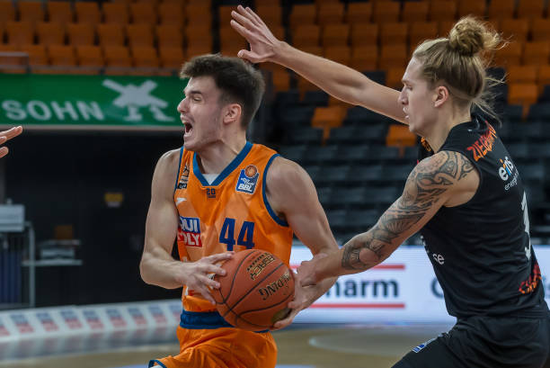 足高期望值 足高期望值